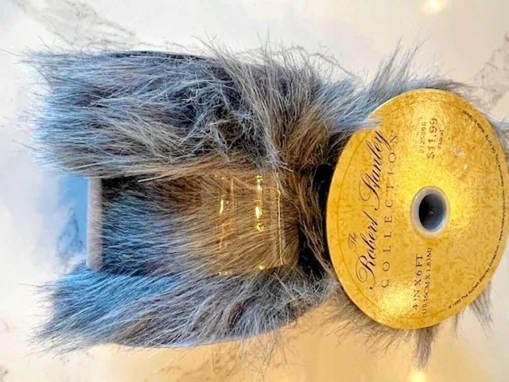Gray Faux Fur Ribbon Spool 4" X 6" Robert Stanley Collection Brand New Set of 2